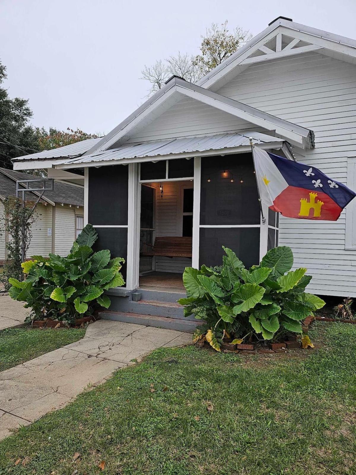 Spacious 4Br Retreat In The Heart Of Lafayette Kültér fotó